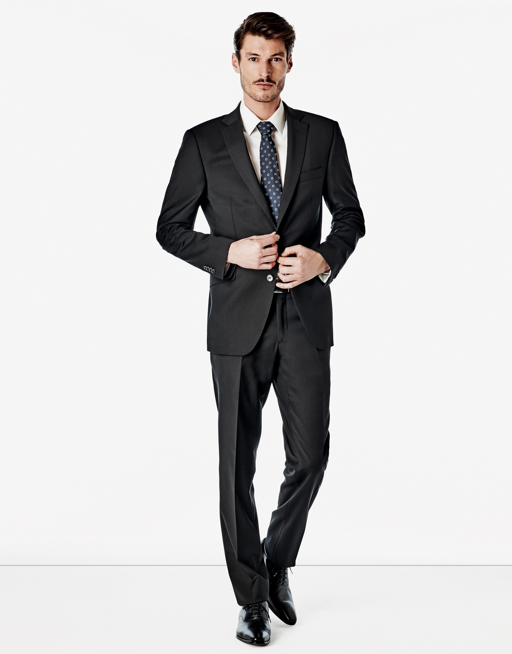 Black structured regular fit suit