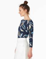 Blue leaf print, long-sleeved top 