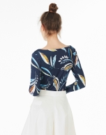 Blue leaf print, long-sleeved top 