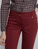 Maroon pants with 5 pockets