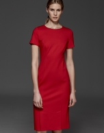 Short-sleeved red dress 