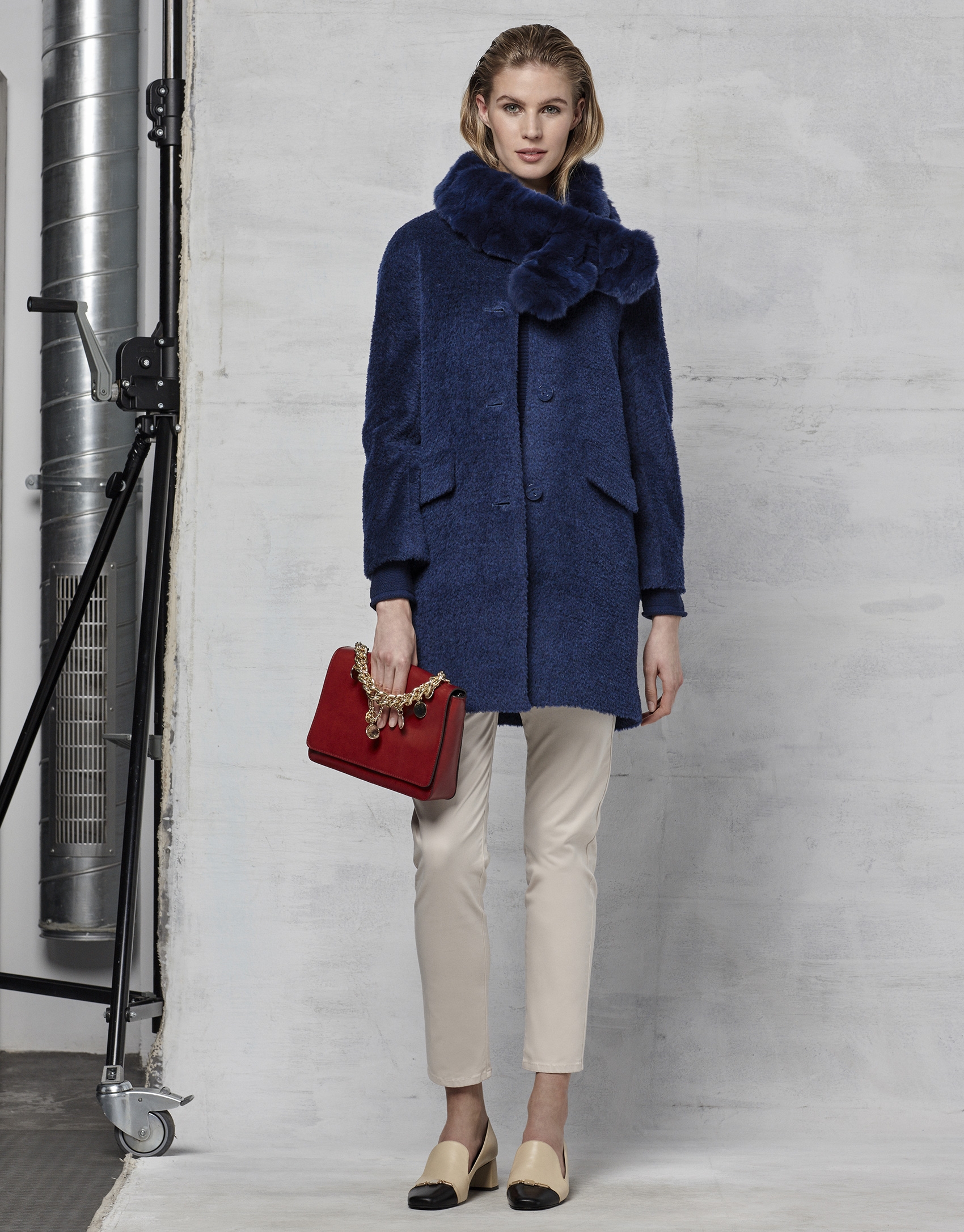 Dark blue retro coat with fur collar