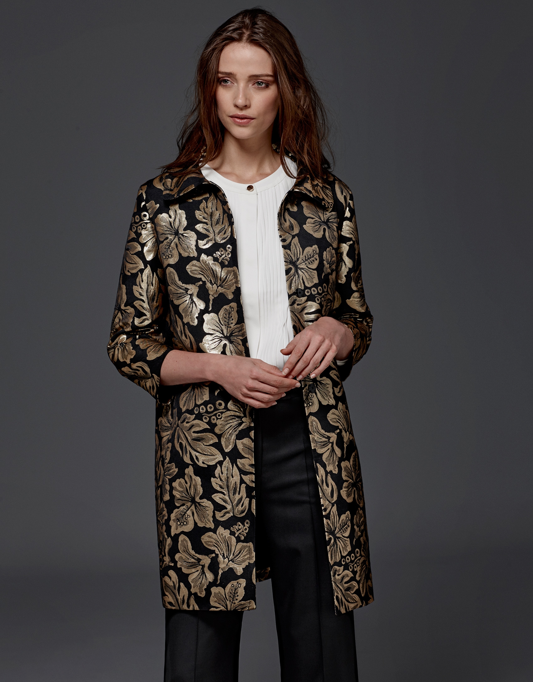 Gold jacquard dressy coat