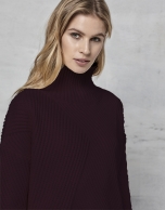 Maroon green oversize sweater