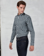 Green / white checked sport shirt