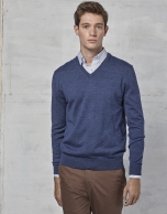 Blue wool sweater with V neck