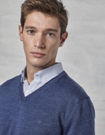 Blue wool sweater with V neck