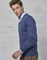 Blue wool sweater with V neck