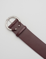 Burgundy wide leather belt with lined buckle