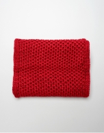 Red wool tubular tubular scarf