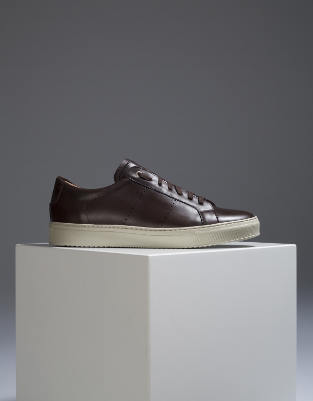 Sneakers piel marrón picados laterales - Hombre | Roberto Verino