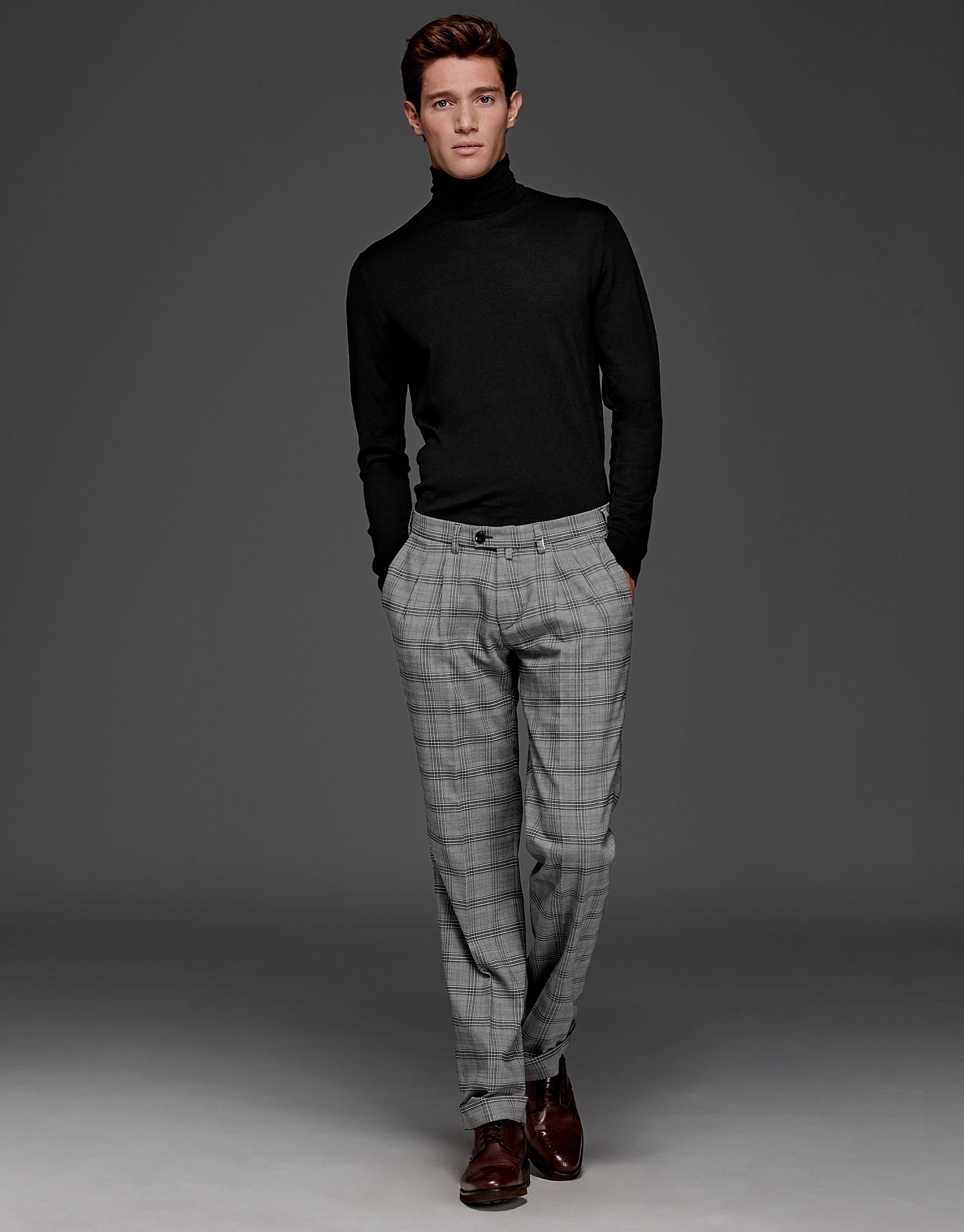 Gray glen plaid pants with darts