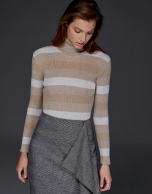 Beige/ivory ribbed sweater