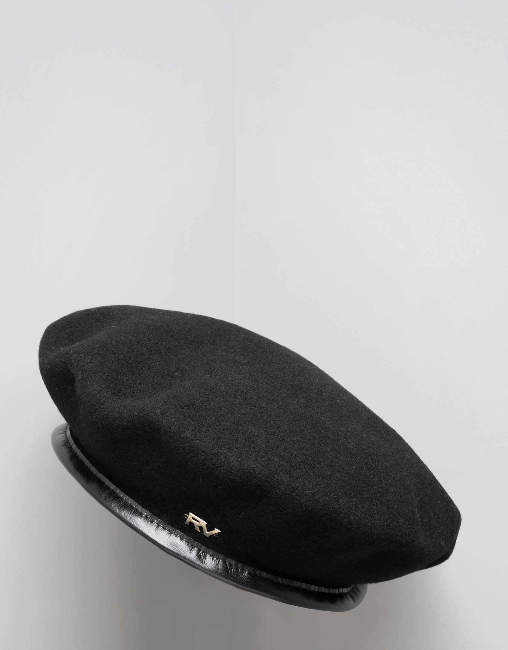 Black wool beret