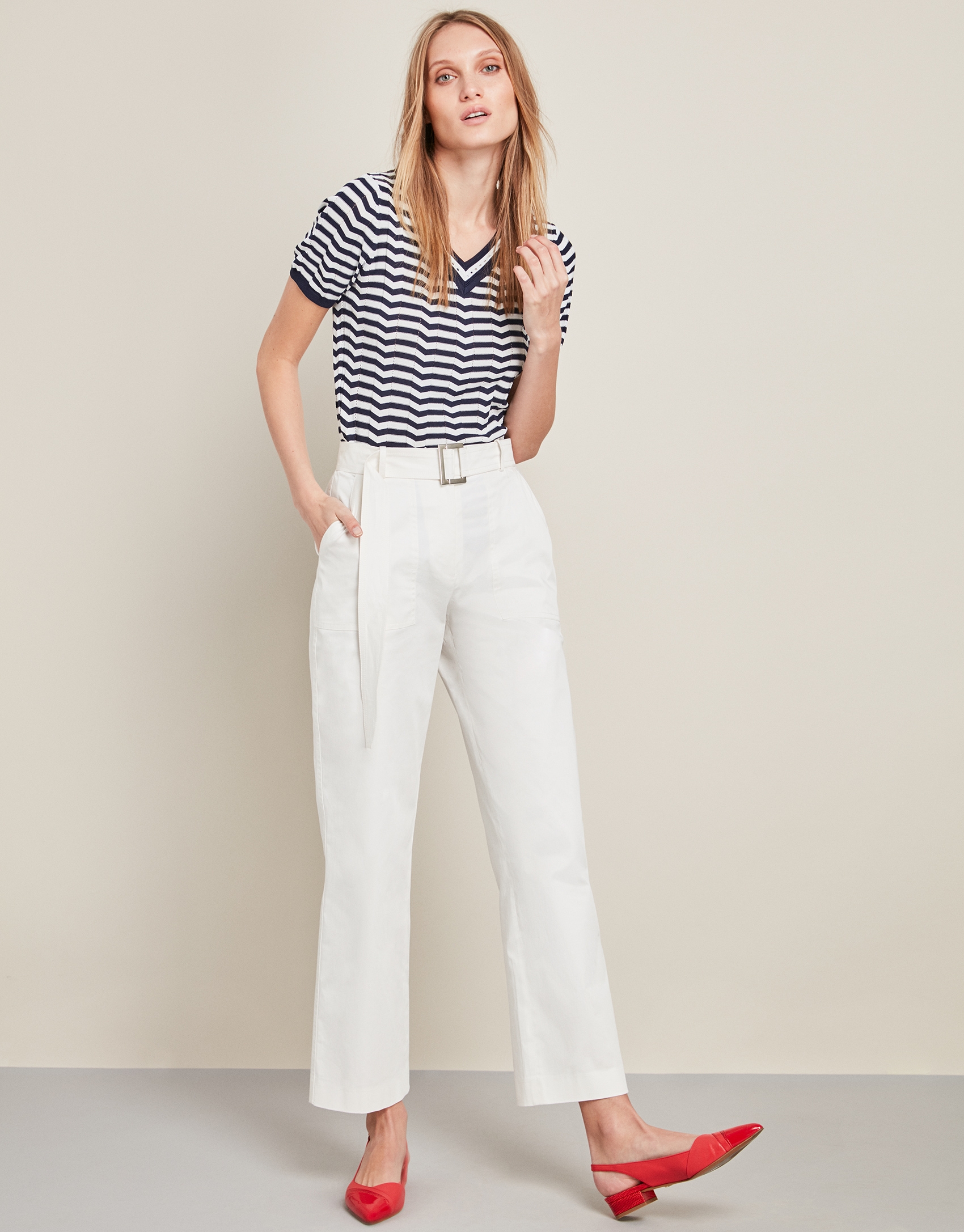 White high-waisted sport pants