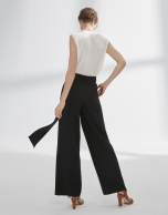 Pantalón palazzo con pinzas negro