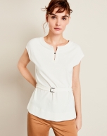 Beige t-shirt with belt