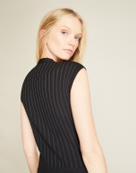 Black, wrapped, ribbed top