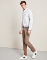 Brown pants with five pockets