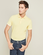 Polo piqué de algodón amarillo