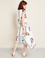 Flowing dress with fish print 