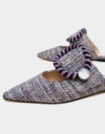 Multicolor threads on Tahice fabric slippers