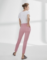 Pantalón vaquero rosa