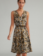 Vestido midi jacquard floral oro