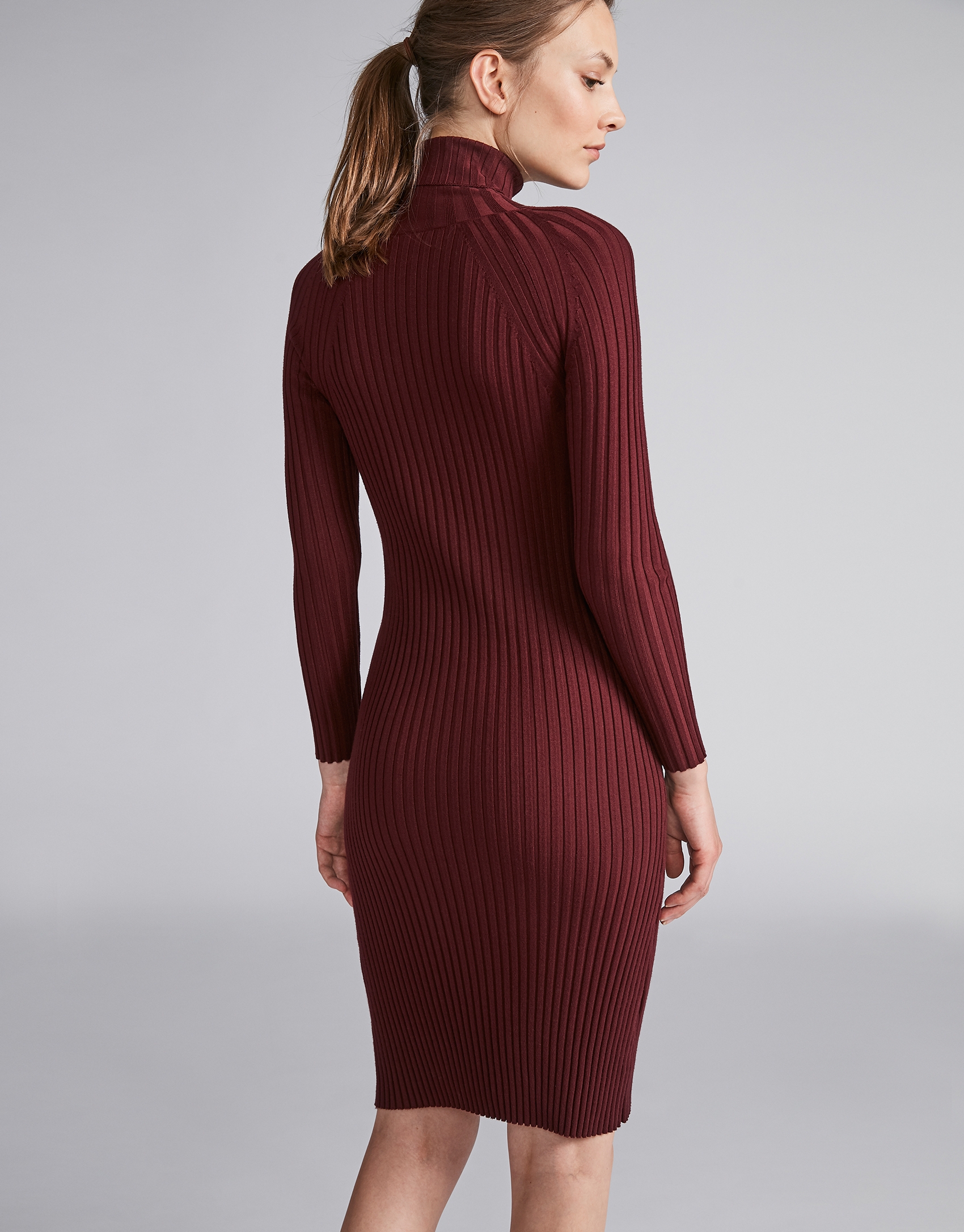 Burgundy ribbed knit dress Woman AW2018 Roberto Verino