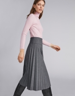 Falda midi plisada gris marengo