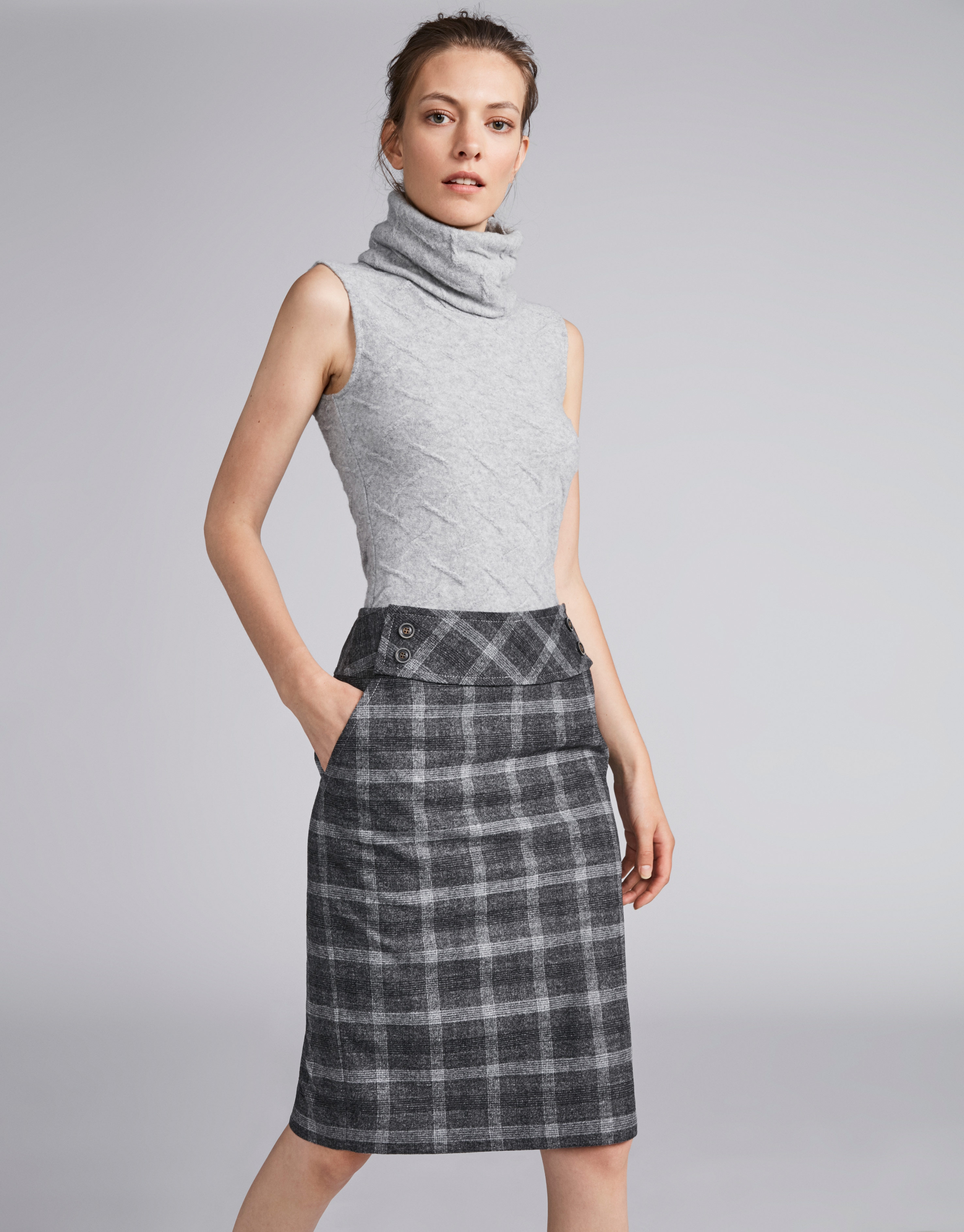 Gray glen plaid pencil skirt