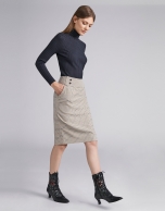 Beige houndstooth pencil skirt