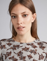 Fine knit top with floral print