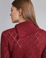 Scarlet openwork sweater with asymmetric collar