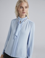 Light blue shirt with Mao collar