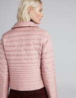 Chaqueta corta de plumón rosa