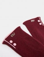 Burgundy knit gloves