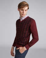 Burgundy herringbone sweater