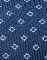 Corbata de seda azul oscuro con jacquard geométrico celeste