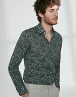 Green paisley print sport shirt