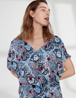 Ultramarine blue geometric print top