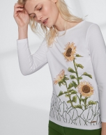 Top with sunflower print