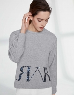 Gray sweatshirt with sequined logo