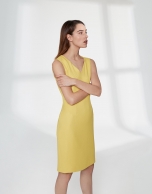 Vestido midi sin mangas piqué amarillo