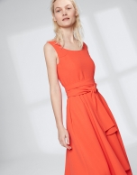 Vestido escote cuadrado naranja