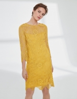 Vestido midi encaje amarillo