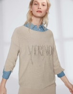 Hazelnut sweater with embroidered Verino logo