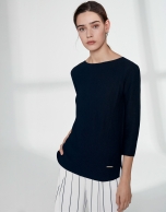 Navy blue sweater with round neckline