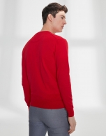 Red cotton, V-neck sweater