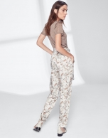 Loose pants with geese print